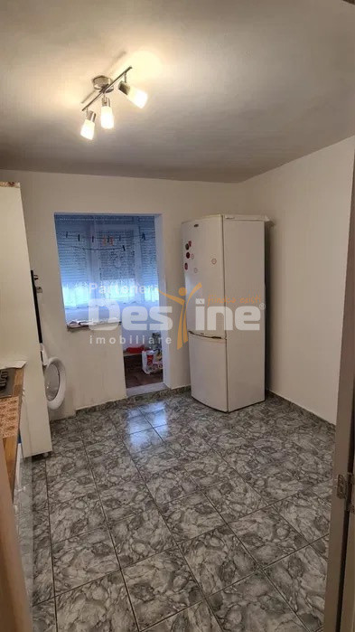 Branova-Dumbrava Noua | 2 cam | et 6 | 52mp | bloc reabilitat | 85.000 euro