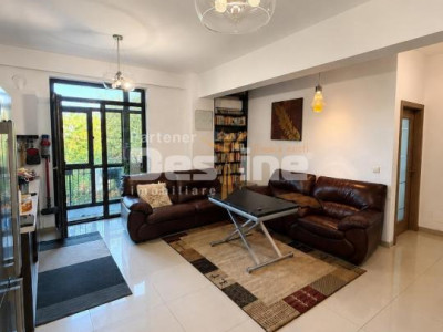 Apartament de vânzare | Zona Bucium | decomandat, 3 camere, mobilat