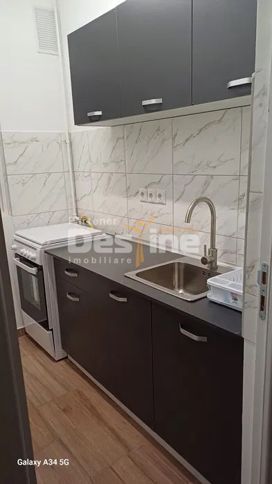 Rahova-Salaj | 2 camere | 38mp | et 9 | renovat complet | 68.000 euro