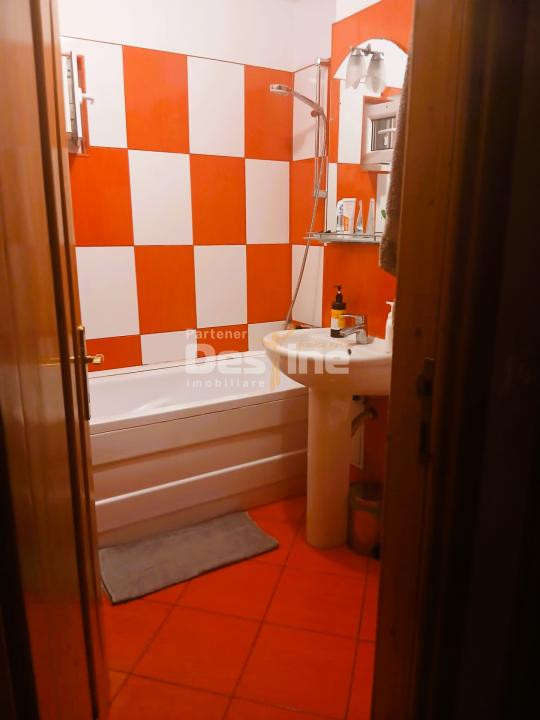 Apartament 3 camere , 2 balcoane , 2 bai ultracentral 