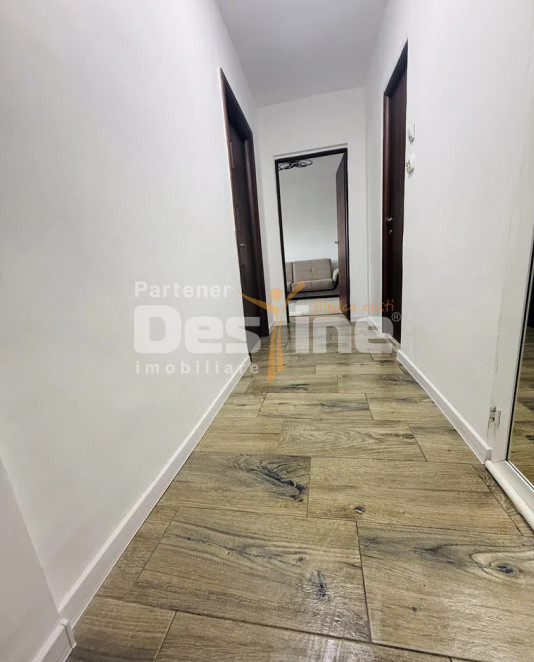Liceul Bolintineanu | 2 camere | 59mp | et 9 | renovat | parcare | 100.000 euro