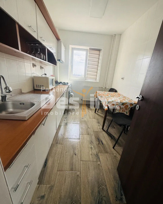 Liceul Bolintineanu | 2 camere | 59mp | et 9 | renovat | parcare | 100.000 euro