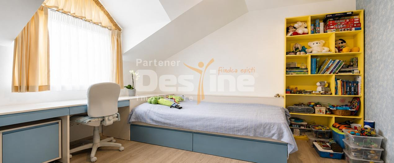 CASA CU POMPA DE CALDURA GEOTERMALA, 4 CAMERE MOBILATA & UTILATA 225.000 EUR