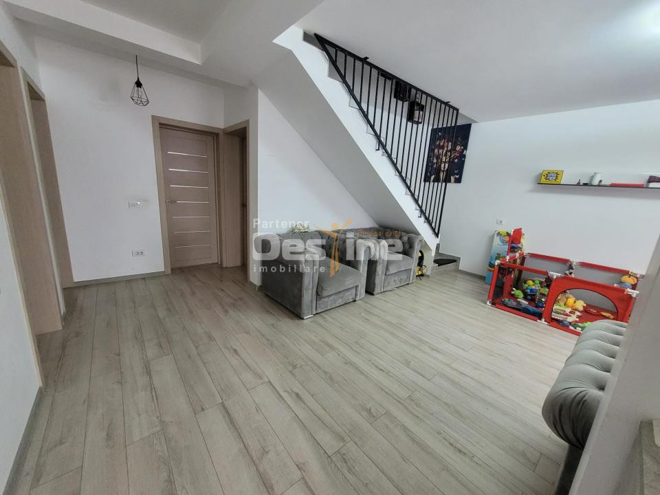 Casă modernă de vânzare | Zona LUNCA CETATUII | 3 camere, decomandat