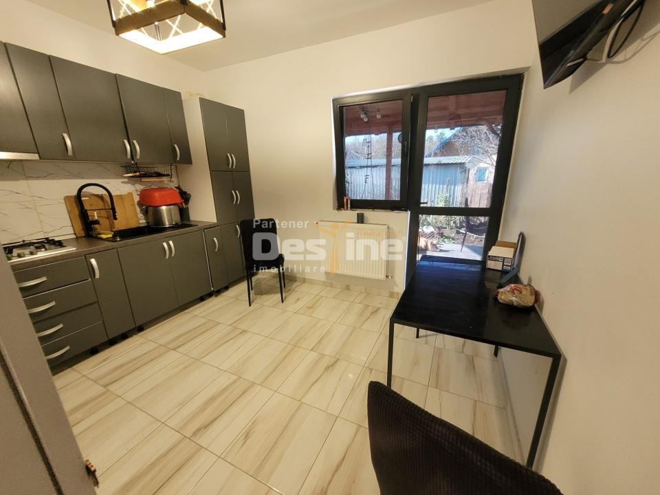 Casă modernă de vânzare | Zona LUNCA CETATUII | 3 camere, decomandat