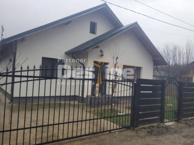 Casă modernă de vânzare | Zona LUNCA CETATUII | 3 camere, decomandat
