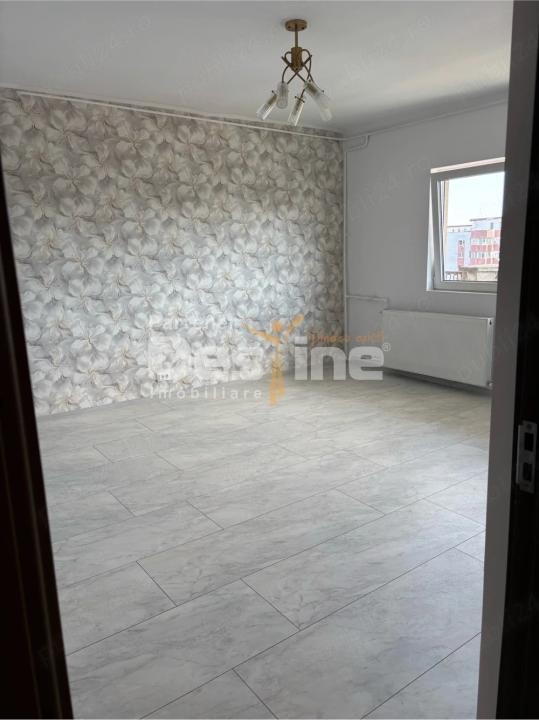 AP 3 CAMERE,DECOMANDAT REZIDENT 