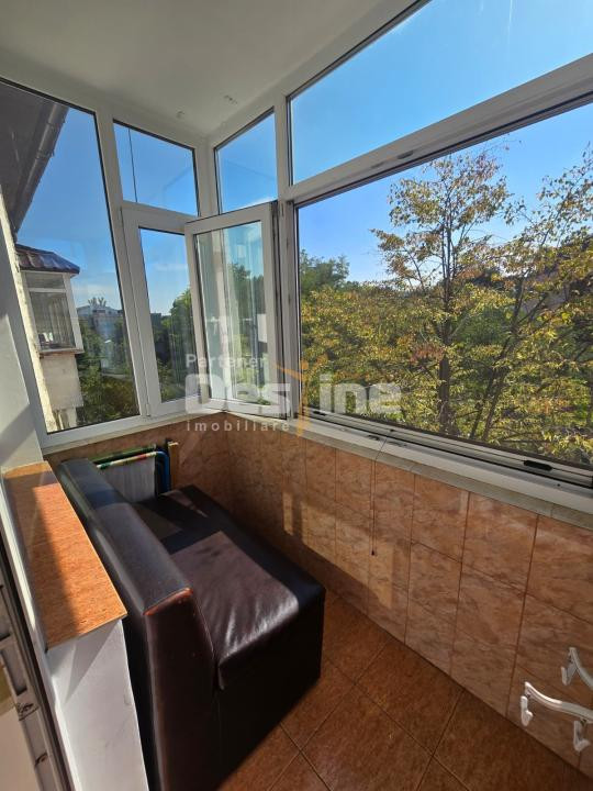 Apartament de vânzare | Zona TÂRGU CUCU | semidecomandat, 3 camere