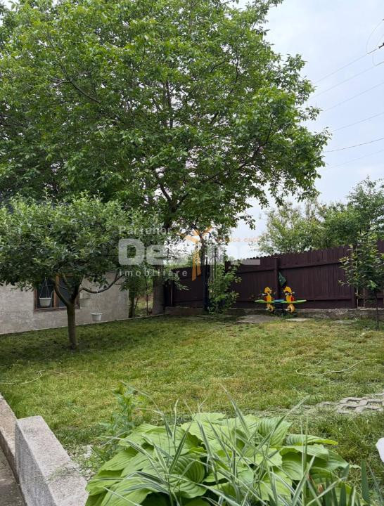 Casă de vânzare | Zona ARONEANU | 2 camere