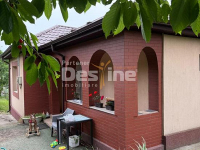Casă de vânzare | Zona ARONEANU | 2 camere