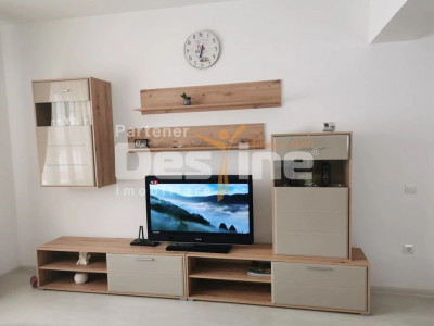 Apartament cu 2 camere 50 mp,  cu loc  de  parcare  inclus,  situat in Tractorul