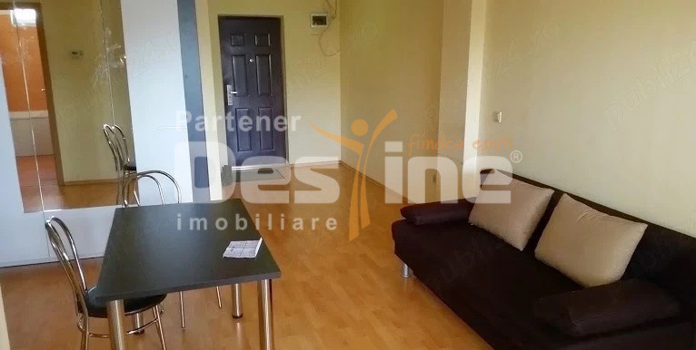 Proprietar, locuinta etaj 1 in cladire noua CU PARCARE IN CURTE