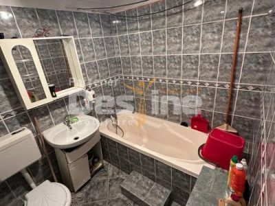 APARTAMENT 2 CAMERE ,PARTIAL MOBILAT 