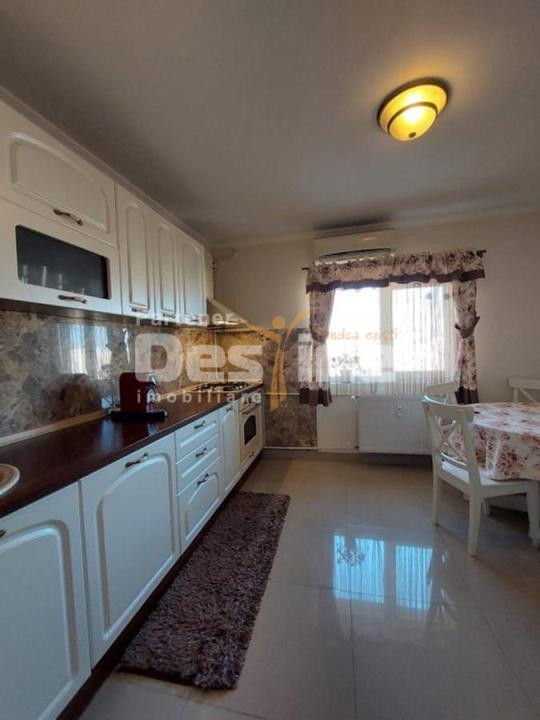 13 Septembrie-Sebastian | 3 camere | 80mp | 8/9 | parcare | 165.700 euro