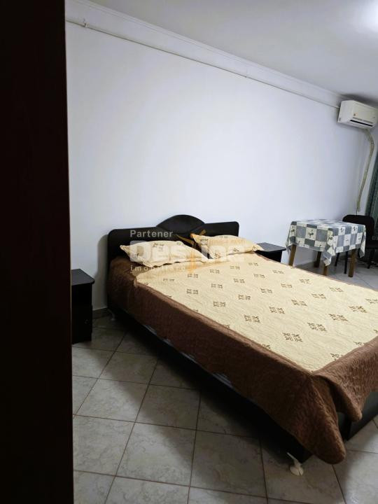 Garsonieră spațioasă de închiriat – Bd. Brăilei, Focșani