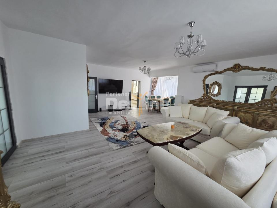 CASĂ DE LUX DE VÂNZARE | Zona REDIU | decomandat, 3 camere, 