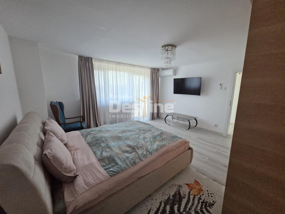 CASĂ DE LUX DE VÂNZARE | Zona REDIU | decomandat, 3 camere, 