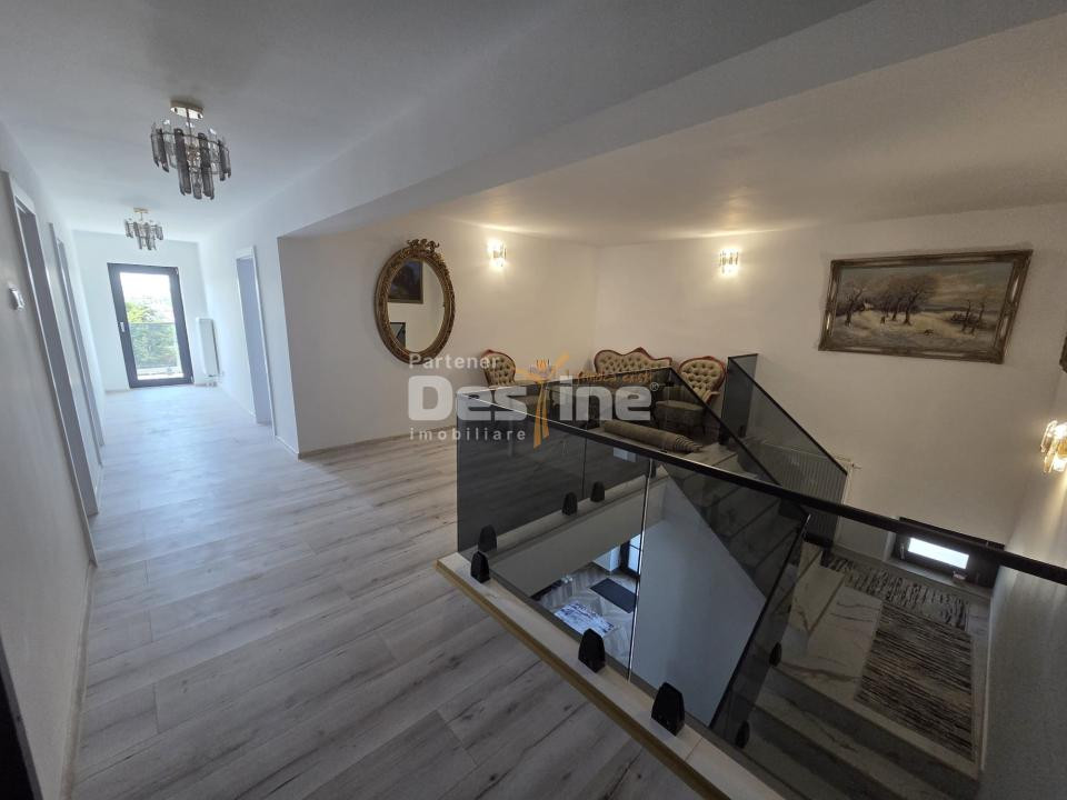 CASĂ DE LUX DE VÂNZARE | Zona REDIU | decomandat, 3 camere, 