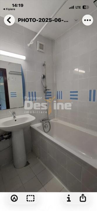 APARTAMENT 3 CAMERE  MOBILAT UTILAT 
