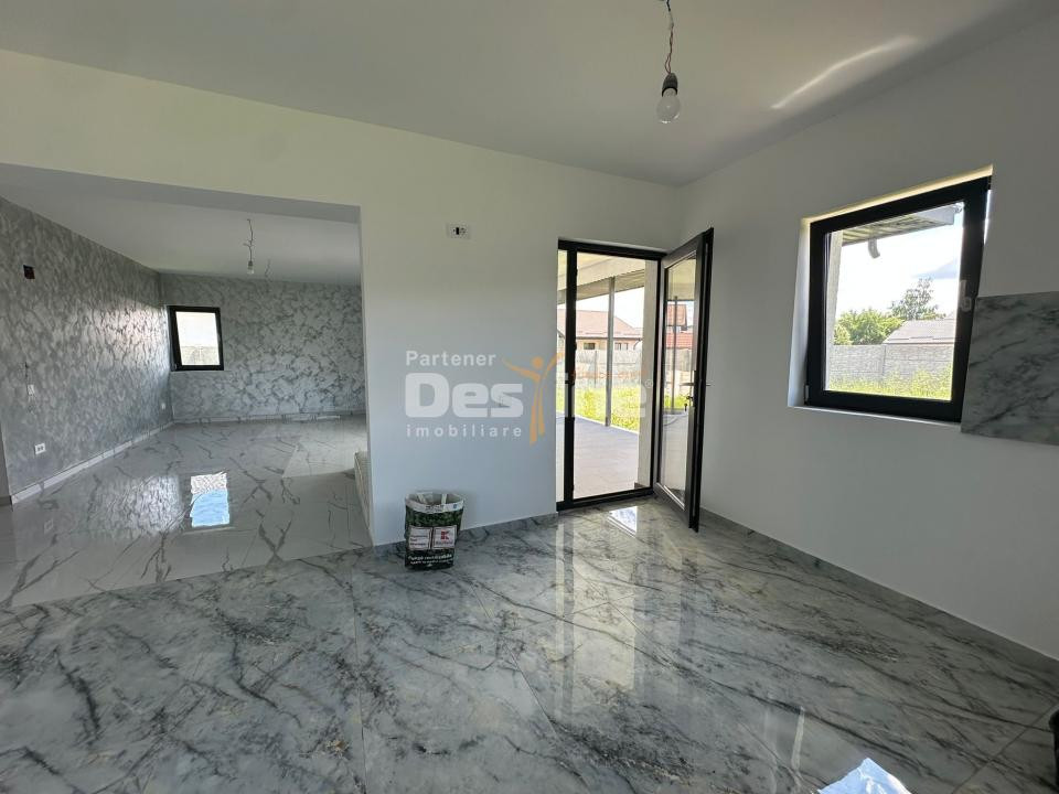 Casă individuală 4 camere | 121 mp utili | Teren 893 mp | Comuna Berceni
