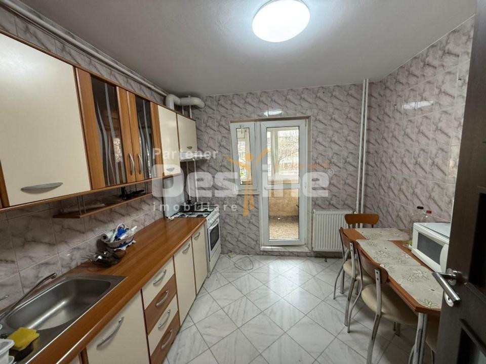 Rahova | 3 camere | 67mp | et 1 | centrala proprie | loc parcare | 630 euro