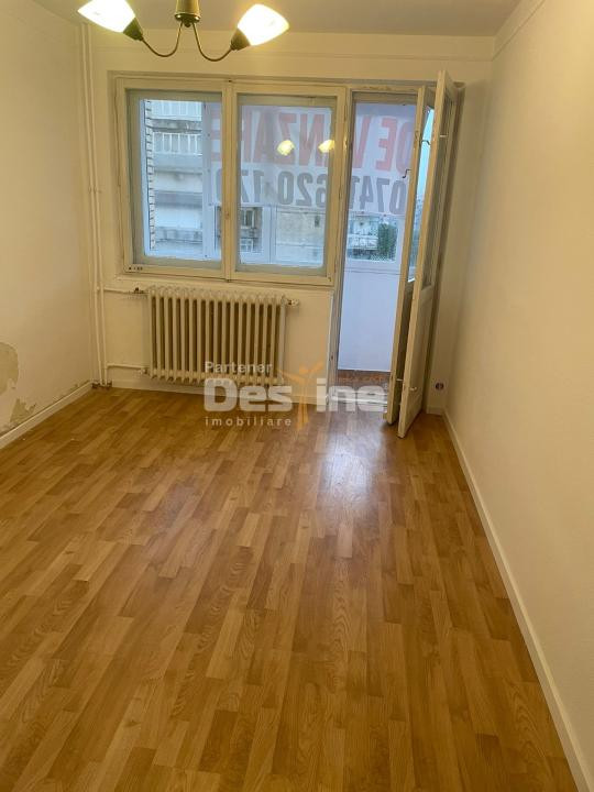 DE VANZARE AP 3 CAMEREIN DRUMUL TABEREI 