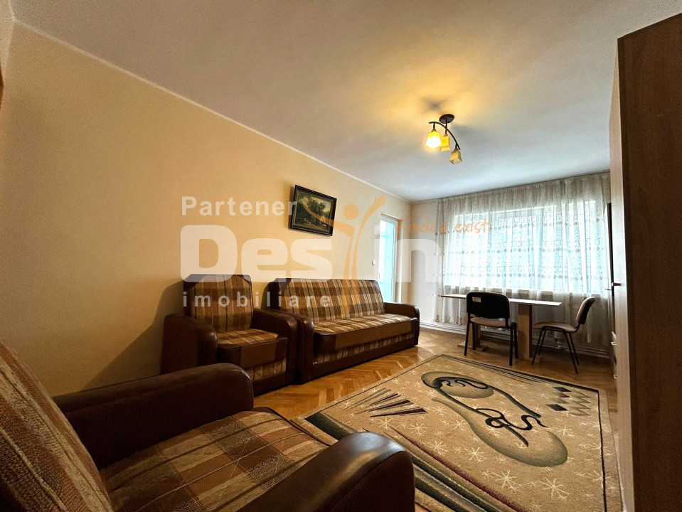 Apartament 3 camere decomandat 75 mp Copou Universitate