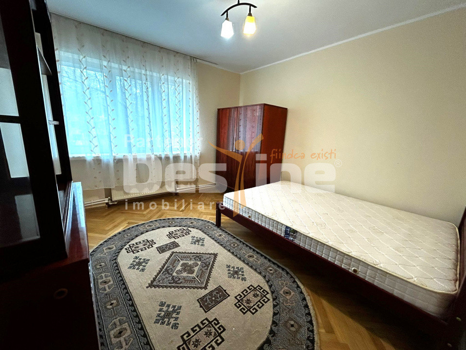 Apartament 3 camere decomandat 75 mp Copou Universitate
