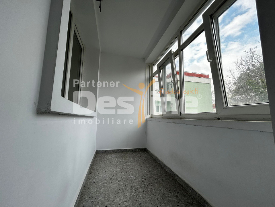 Apartament 3 camere decomandat 75 mp Copou Universitate