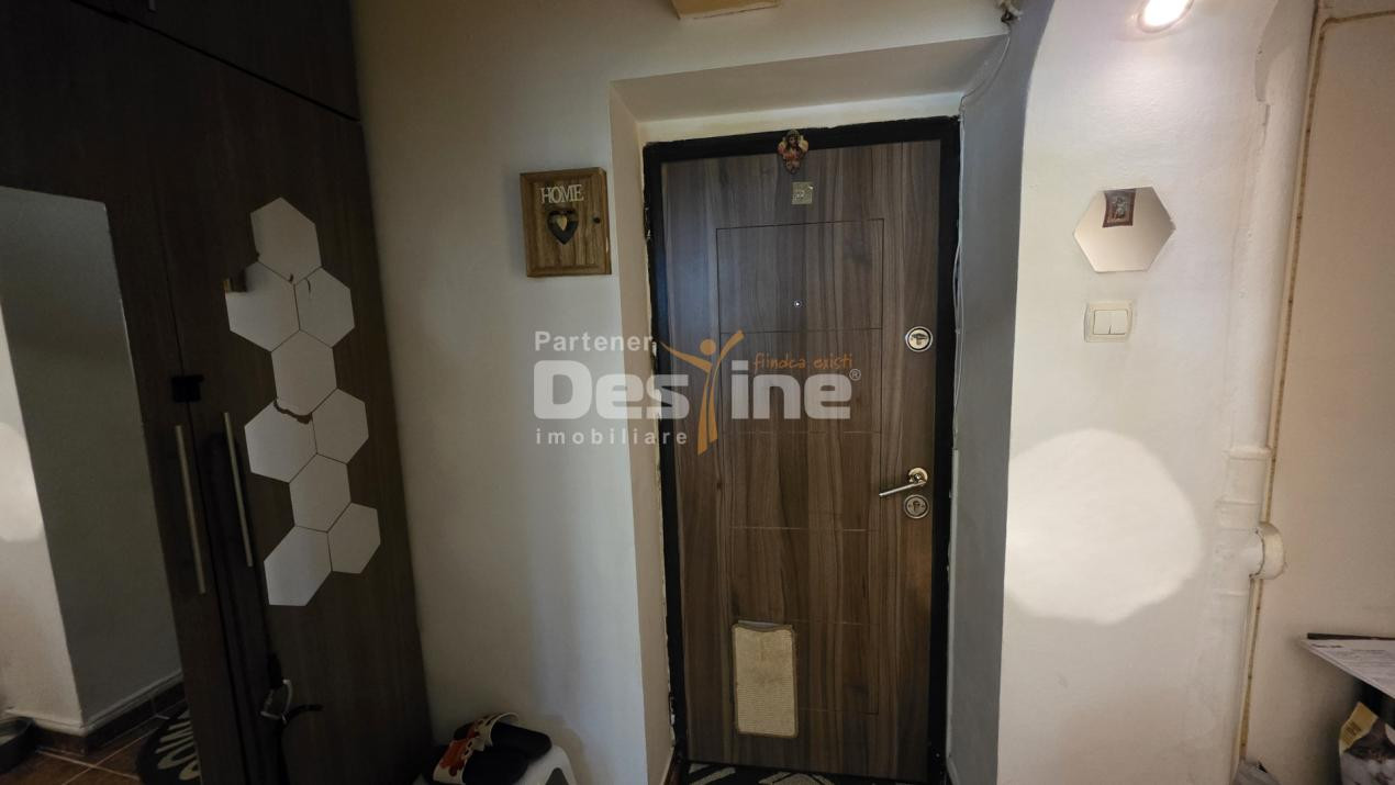 Apartament 2 camere, parter, zona linistita