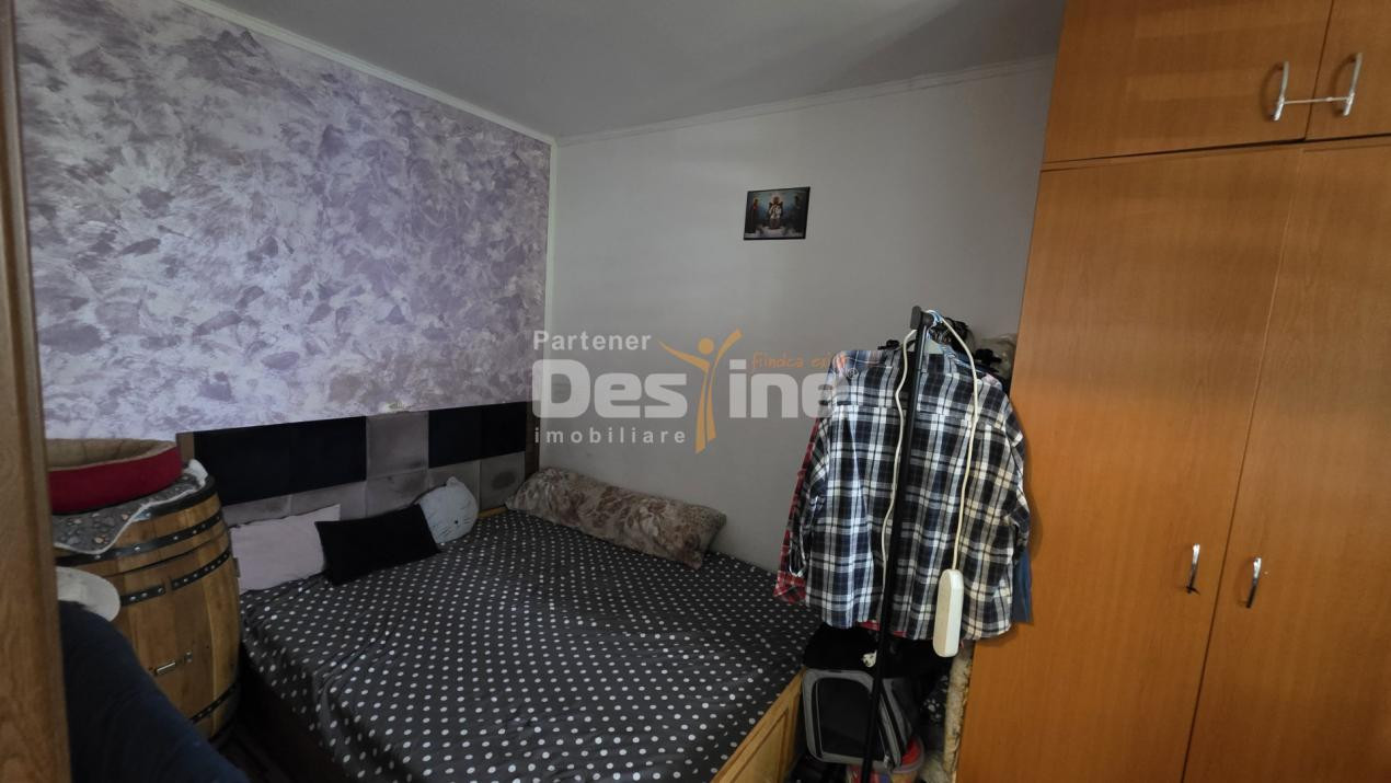 Apartament 2 camere, parter, zona linistita