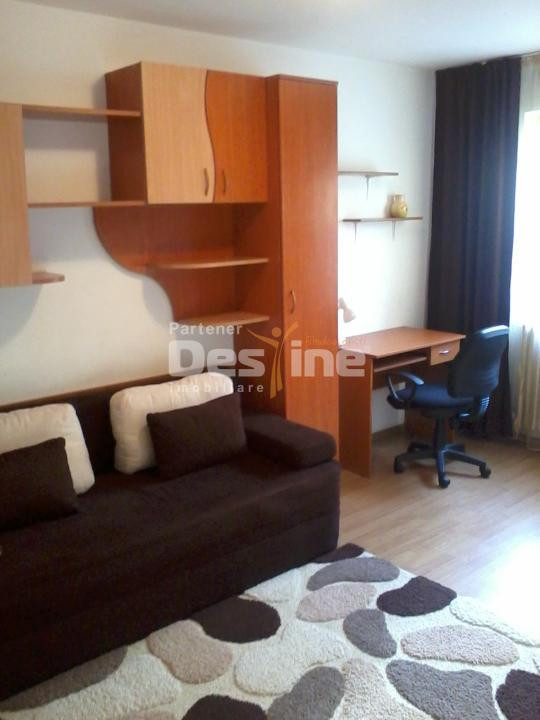 Chirie Garsoniera 25 mp etaj intermediar, mobilata si utilat disponibila imediat