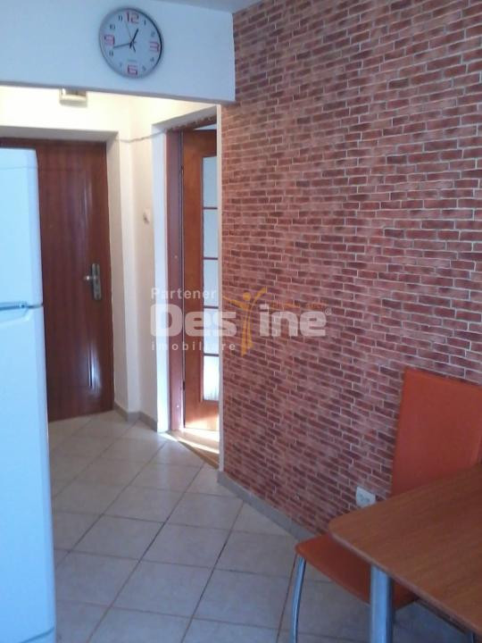 Chirie Garsoniera 25 mp etaj intermediar, mobilata si utilat disponibila imediat