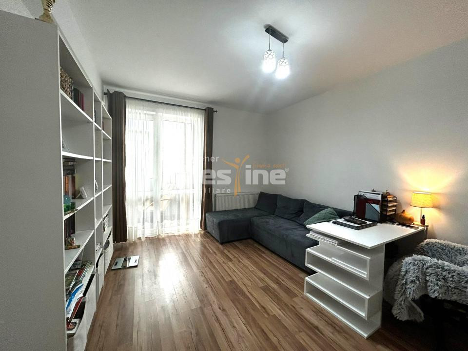 Apartament 2 camere decomandat, 46 mp,loc parcare, la 3 minute de Rond Pacurari