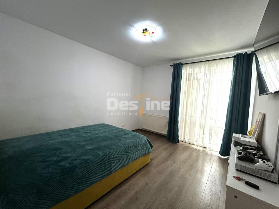 Apartament 2 camere decomandat, 46 mp,loc parcare, la 3 minute de Rond Pacurari