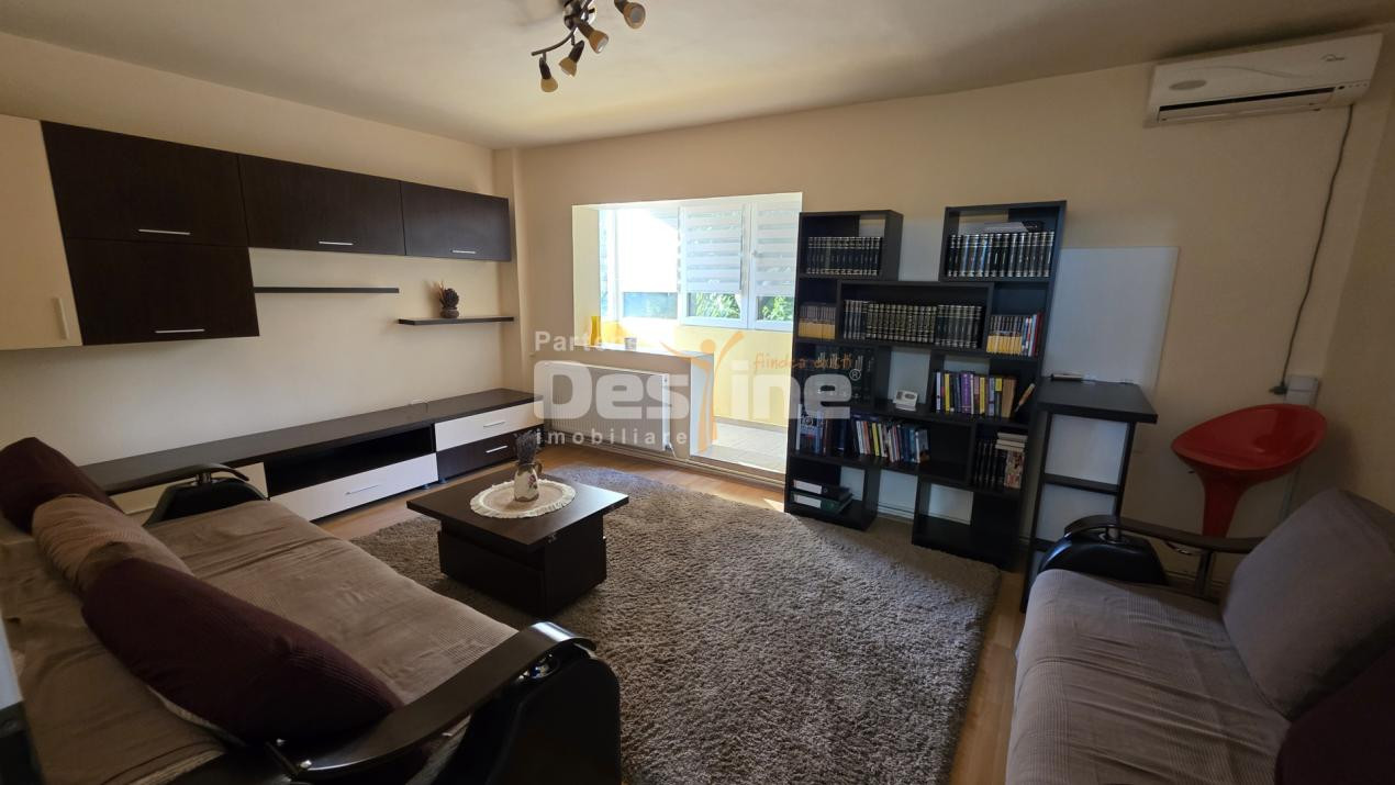apartament decomandat 3 camere, 76 mp, mobilat, centrala, AC