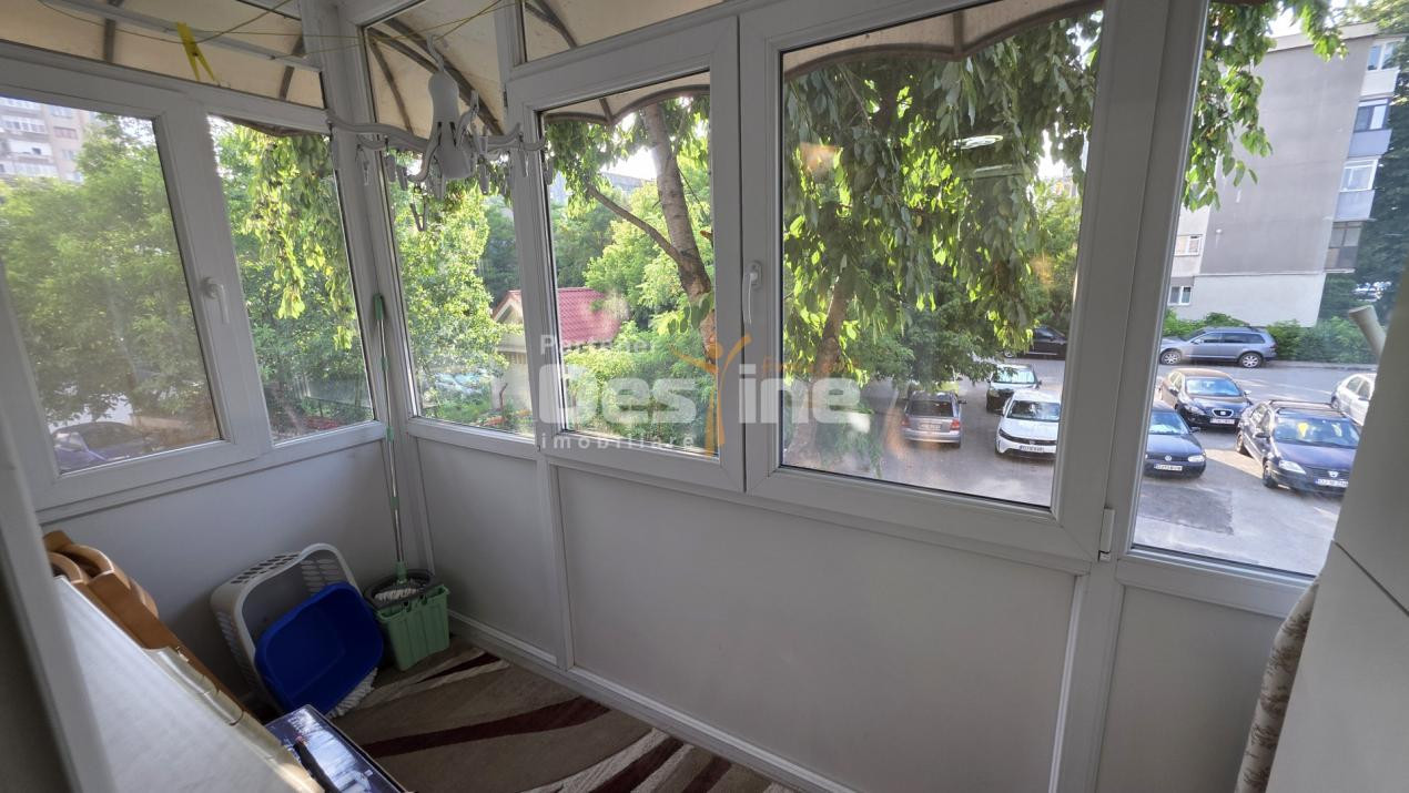apartament decomandat 3 camere, 76 mp, mobilat, centrala, AC