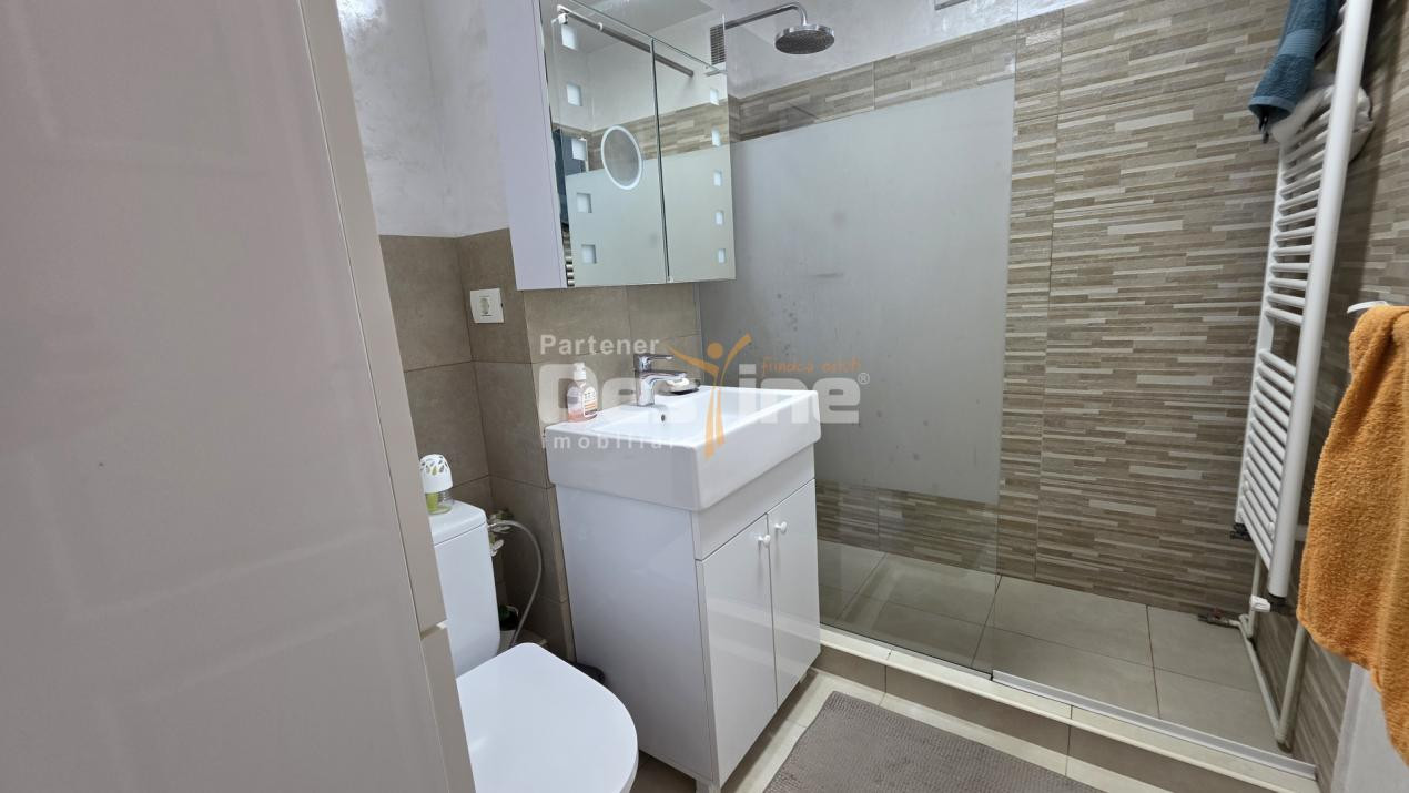 apartament decomandat 3 camere, 76 mp, mobilat, centrala, AC