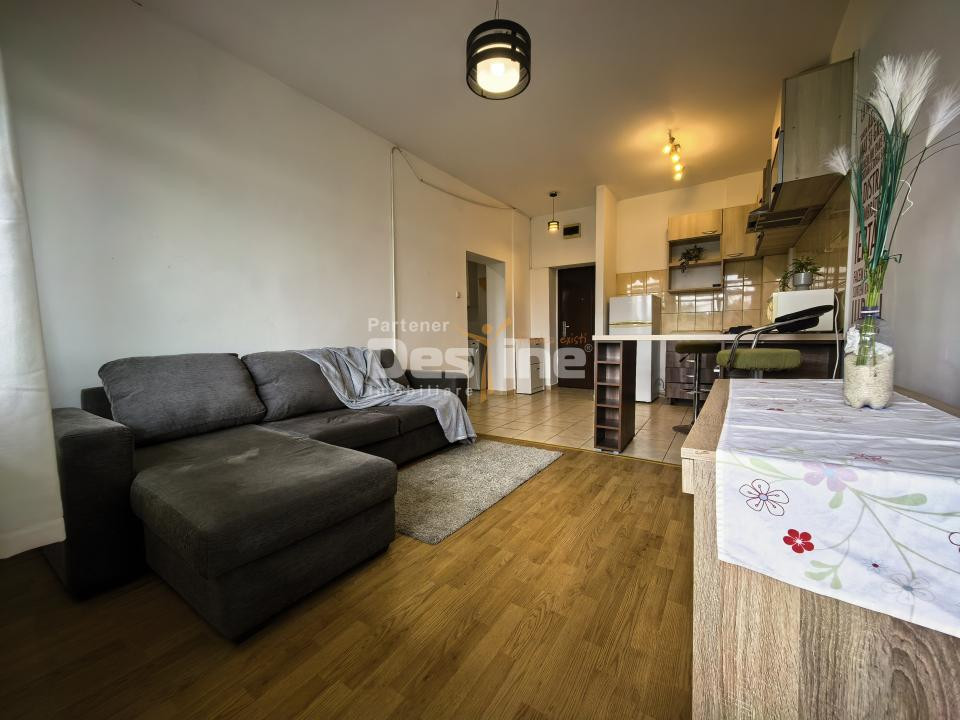 Apartament 2 camere 47 mp mobilat utilat etaj intermediar 