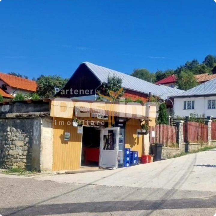 VAND CASA IN LOCALITATEA VALEA DOFTANEI