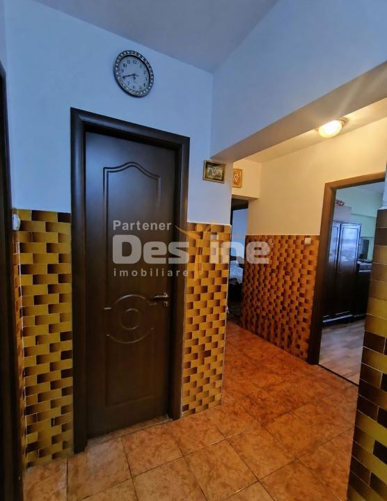 APARTAMENT 3 CAMERE ,DECOMANDAT ,