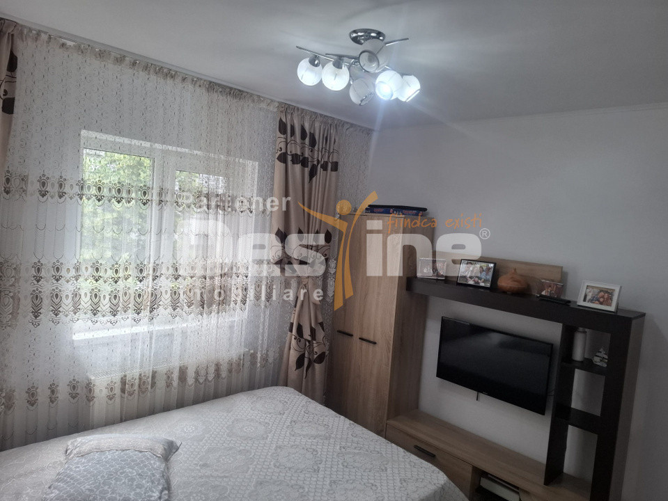 Apartament de vânzare | Zona TĂTĂRAȘI SUD | mobilat, decomandat, 3 camere