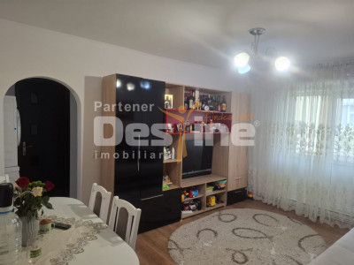 Apartament de vânzare | Zona TĂTĂRAȘI SUD | mobilat, decomandat, 3 camere