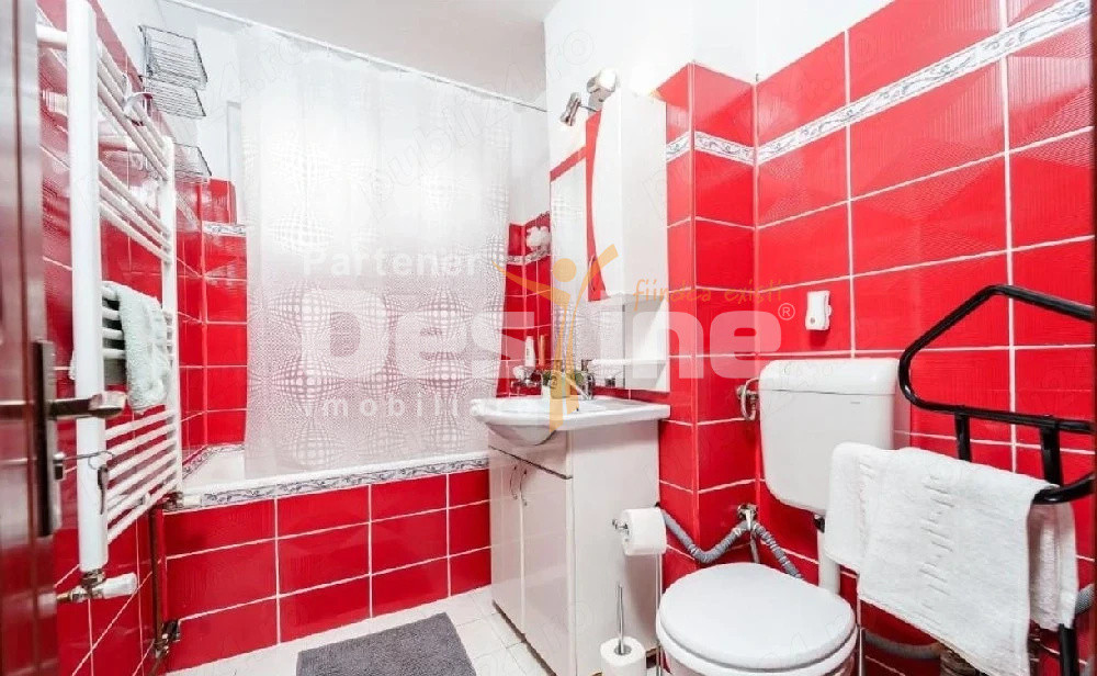 Apartament 3 camere Cetății