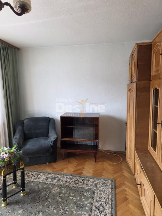 Apartament 2 camere, 2 balcoane, etaj intermediar, Bistrița 