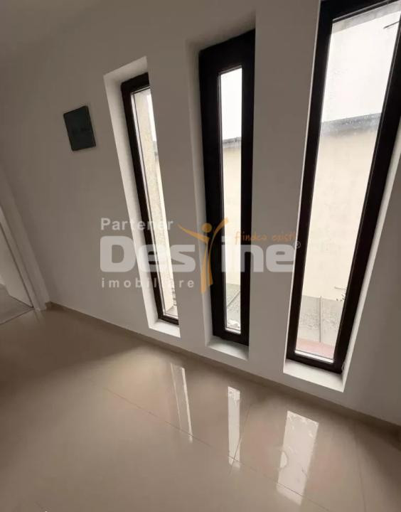 Casa singulara la cheie, curte proprie, P+1, zona centrala, Magurele