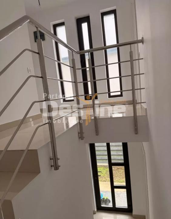 Casa singulara la cheie, curte proprie, P+1, zona centrala, Magurele