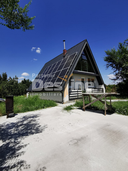 Vila in stil A-Frame, incalzire in pardoseala, panouri fotovoltaice, Magurele