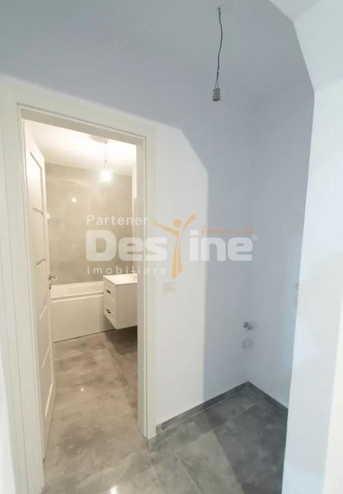 Apartament cu doua camere, decomandat, Soarelui. 