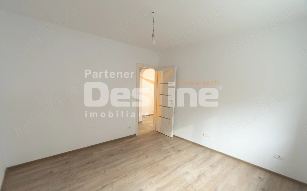 Apartament cu doua camere, decomandat, Soarelui. 
